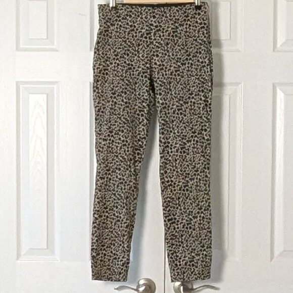 A NEW DAY Women's Straight Leg Pants Size 2 Animal Print - Picture 3 of 10